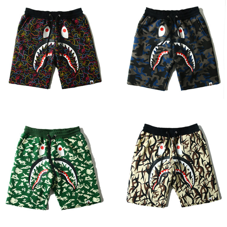 2015  ο  Ʈ 귣 BAPE ݹ   , , μ  ư м ĳ־ ݹ 4  28-36/2015 summer new Europe trend brand bape shorts Camouflage Shark mouth ey